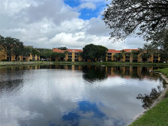 3858 Coral Tree Cir 206, Coconut Creek, FL 33073