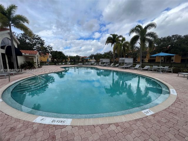 3858 Coral Tree Cir 206, Coconut Creek, FL 33073