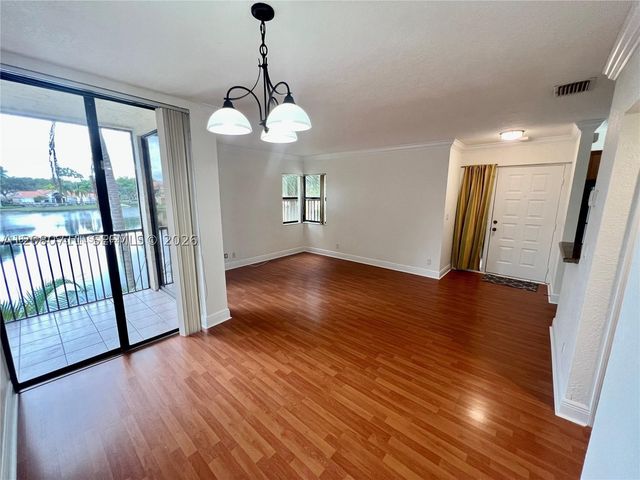 3858 Coral Tree Cir 206, Coconut Creek, FL 33073
