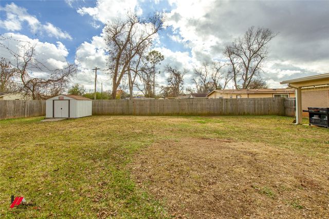 4215 Evelyn Street, Bossier City, LA 71112