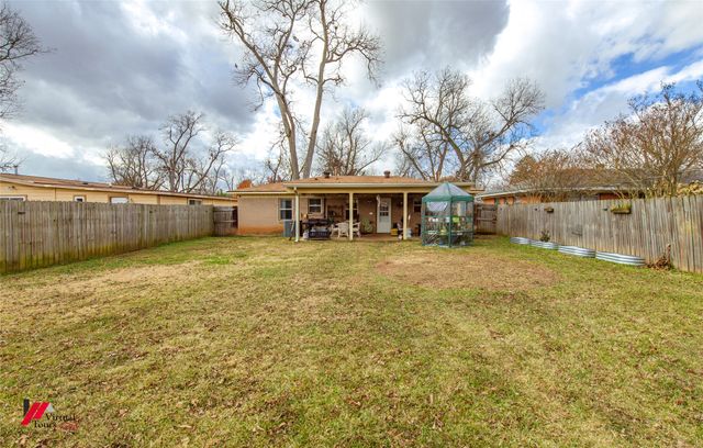 4215 Evelyn Street, Bossier City, LA 71112