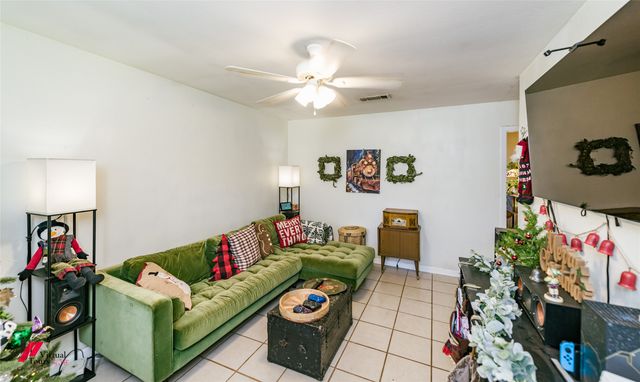 4215 Evelyn Street, Bossier City, LA 71112