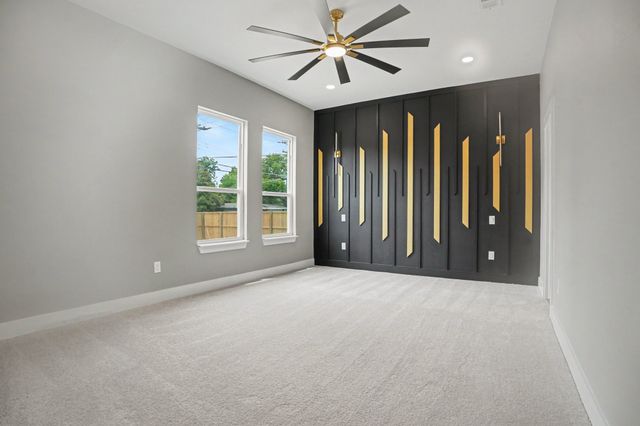 2506 Gross Road, Dallas, TX 75228