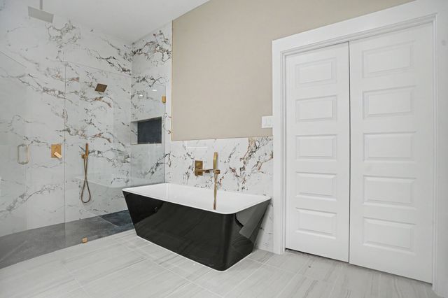 2506 Gross Road, Dallas, TX 75228
