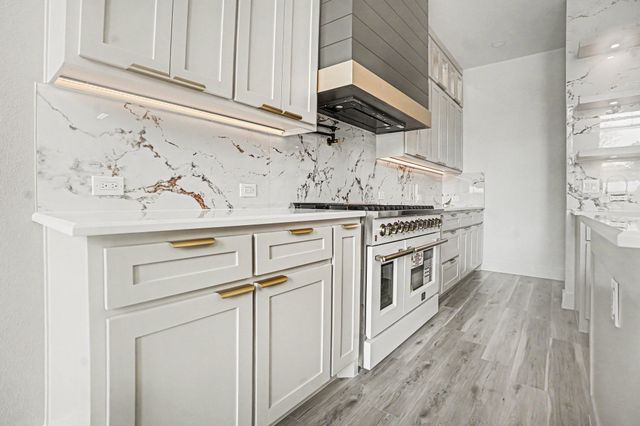 2506 Gross Road, Dallas, TX 75228