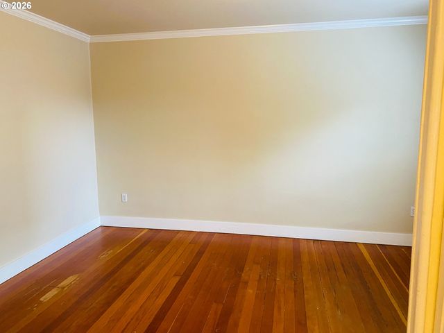 1104 Sw COLUMBIA St, Portland, OR 97201