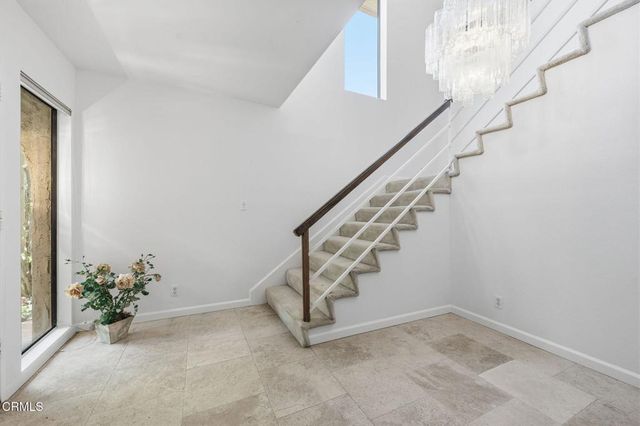 66 Paseo Esplendido, Camarillo, CA 93010