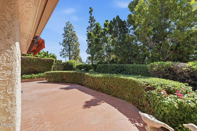 66 Paseo Esplendido, Camarillo, CA 93010