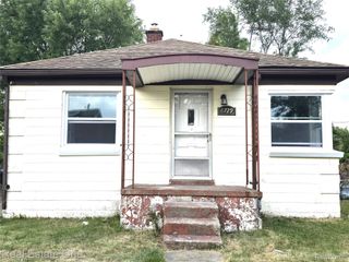 6729 Stahelin Avenue, Detroit, MI 48228