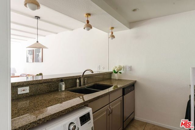 750 N Kings Road 315, Los Angeles, CA 90069