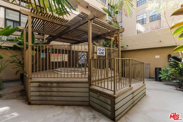 750 N Kings Road 315, Los Angeles, CA 90069