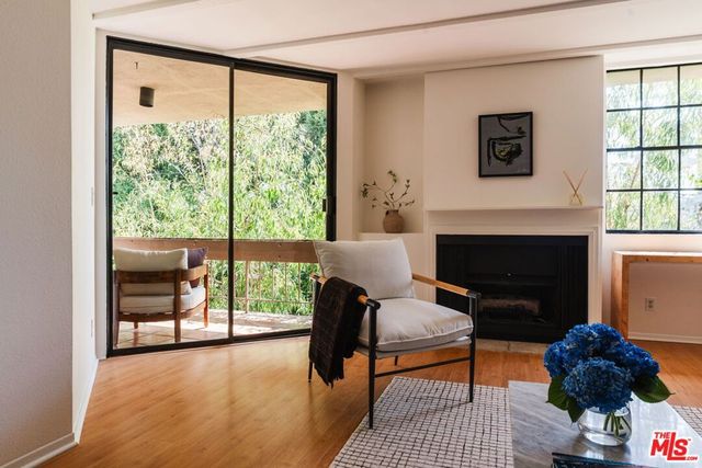 750 N Kings Road 315, Los Angeles, CA 90069
