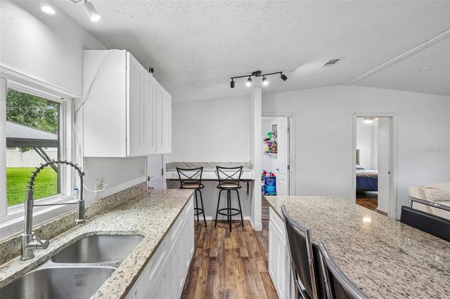8620 INDIAN RIDGE TRAIL, Lakeland, FL 33810