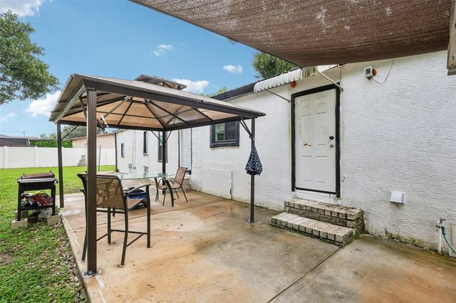 8620 INDIAN RIDGE TRAIL, Lakeland, FL 33810