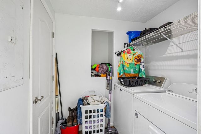 8620 INDIAN RIDGE TRAIL, Lakeland, FL 33810