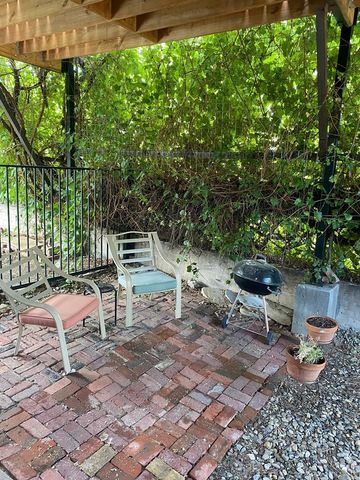 230 W First St, Trinidad, CO 81082