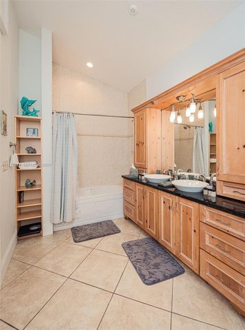 302 Balboa Street 0, Hollywood, FL 33019