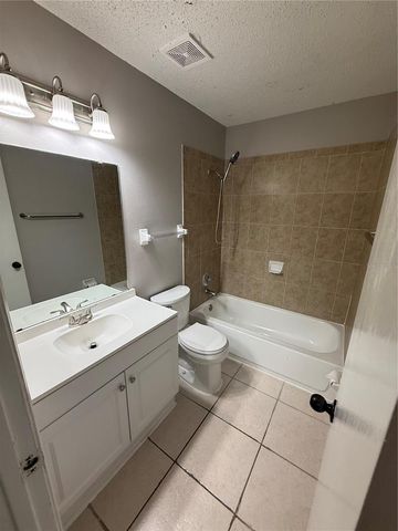 2302 MAKI ROAD 40, Plant City, FL 33563