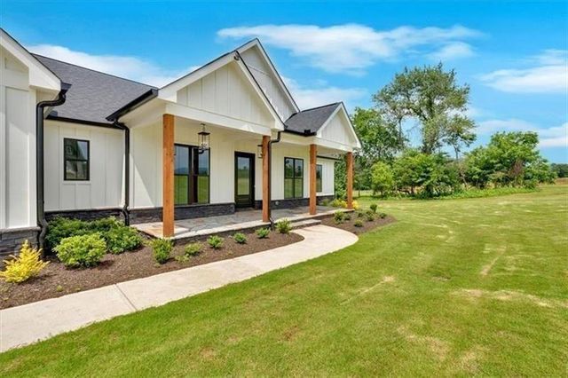 300 Eminence Peak, Rydal, GA 30171