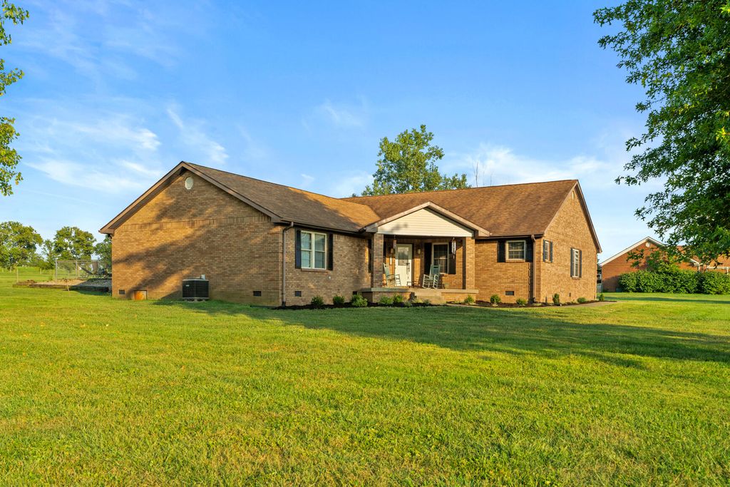 127 Man-O-War Drive, Harrodsburg, KY 40330