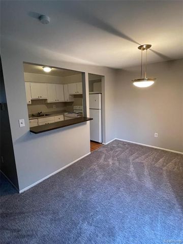 7550 Woodview St Apt 3 3, Westland, MI 48185