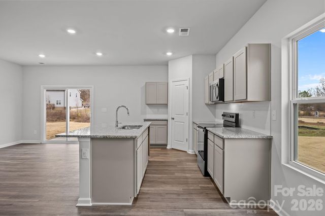 2685 Trawler Way, Kannapolis, NC 28083