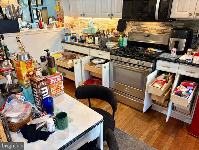 430 MARKLE ST, Philadelphia, PA 19128