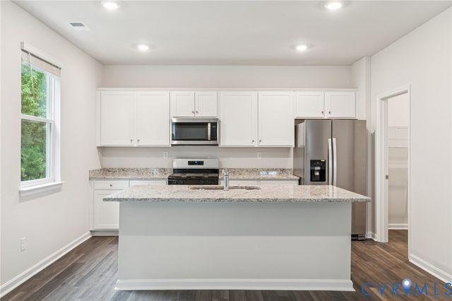 6100 Whisperwood Dr, Chesterfield, VA 23234