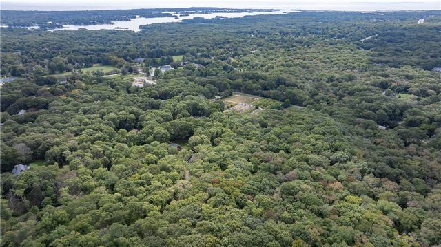 47 Tuckertown Road, South Kingstown, RI 02879