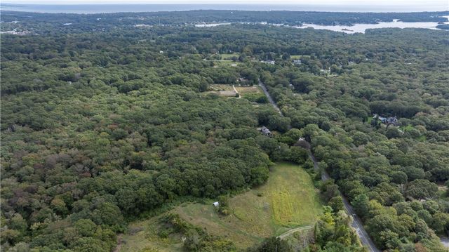 47 Tuckertown Road, South Kingstown, RI 02879