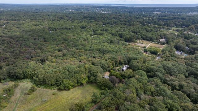 47 Tuckertown Road, South Kingstown, RI 02879