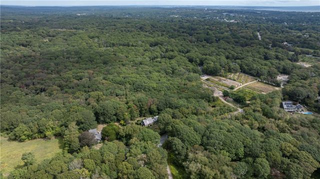 47 Tuckertown Road, South Kingstown, RI 02879