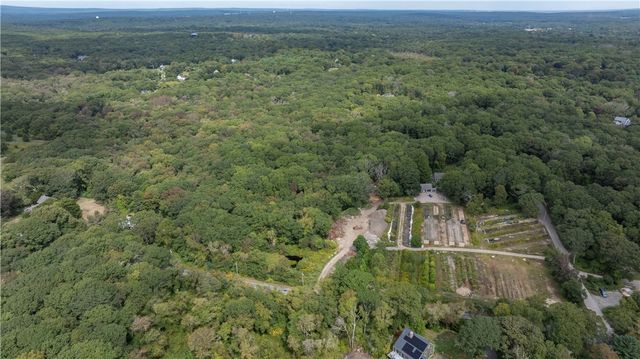 47 Tuckertown Road, South Kingstown, RI 02879