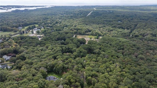 47 Tuckertown Road, South Kingstown, RI 02879