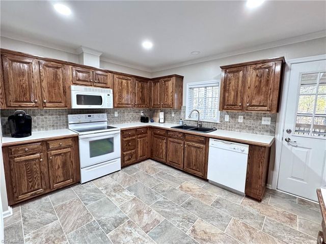 3062 Ruritan Road, Roaring River, NC 28669