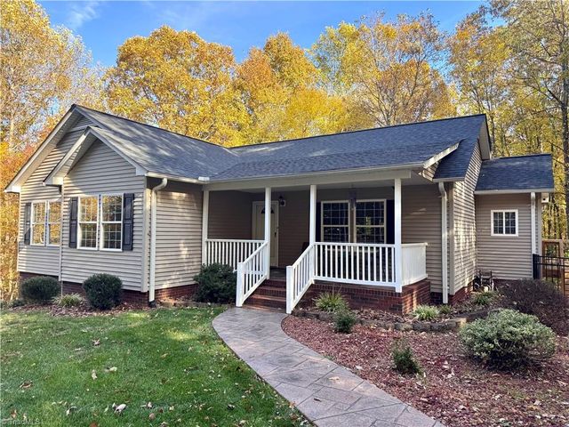 3062 Ruritan Road, Roaring River, NC 28669