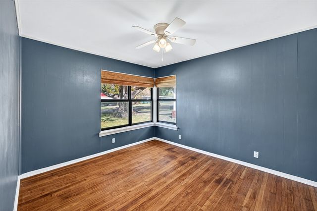 1420 W Shields Drive, Sherman, TX 75092