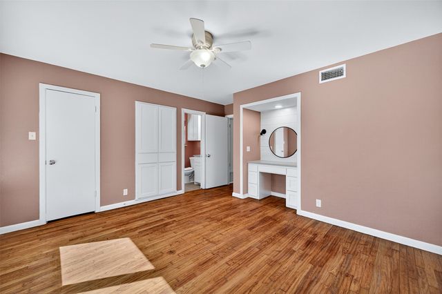 1420 W Shields Drive, Sherman, TX 75092