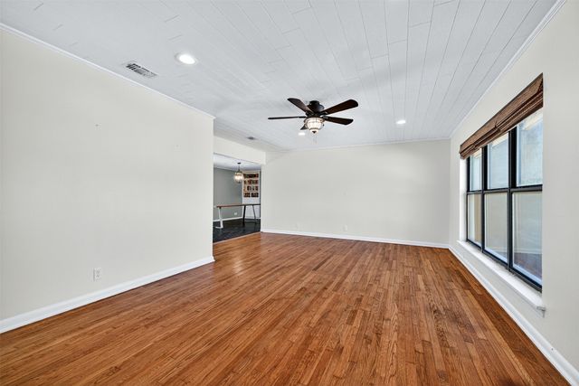 1420 W Shields Drive, Sherman, TX 75092