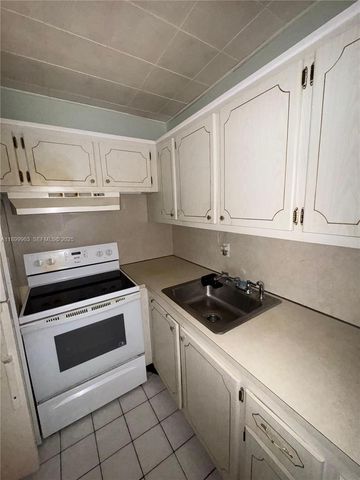 211 Coventry I 211 211, West Palm Beach, FL 33417