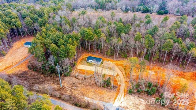 118 River Ridge Lane, Hickory, NC 28601