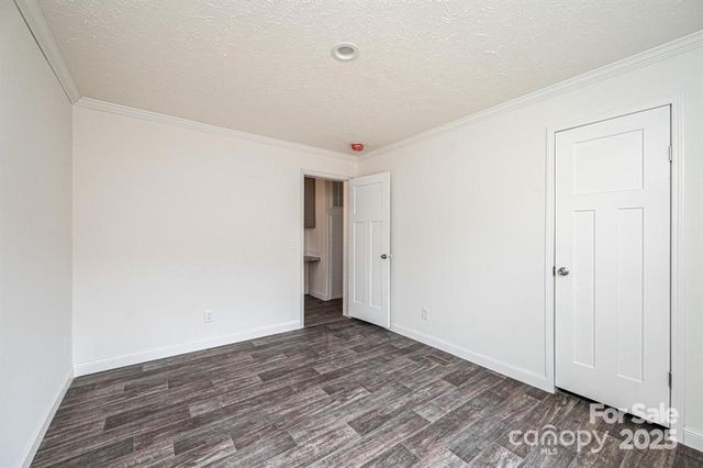 118 River Ridge Lane, Hickory, NC 28601