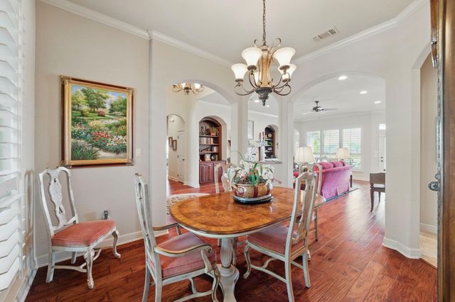 5609 Flagstick Drive, Granbury, TX 76049