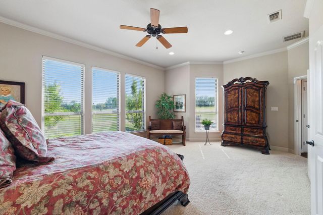 5609 Flagstick Drive, Granbury, TX 76049