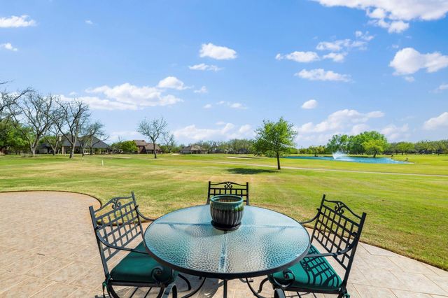 5609 Flagstick Drive, Granbury, TX 76049