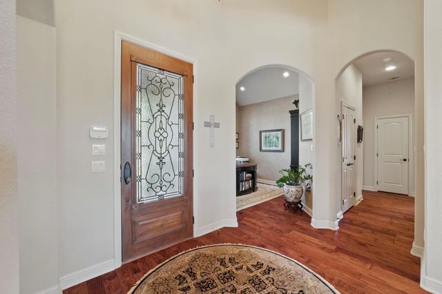 5609 Flagstick Drive, Granbury, TX 76049