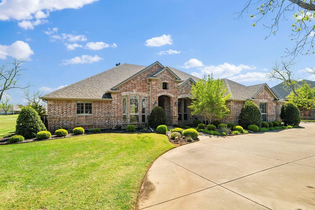 5609 Flagstick Drive, Granbury, TX 76049 — photo 4