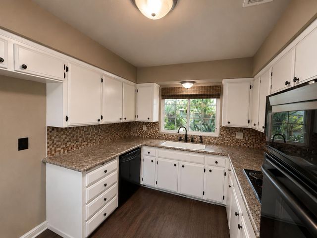 1764 Purvis Avenue, Clovis, CA 93611