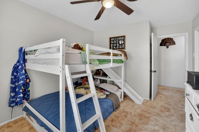 16064 N Sunflower Ave, Gardendale, TX 79758