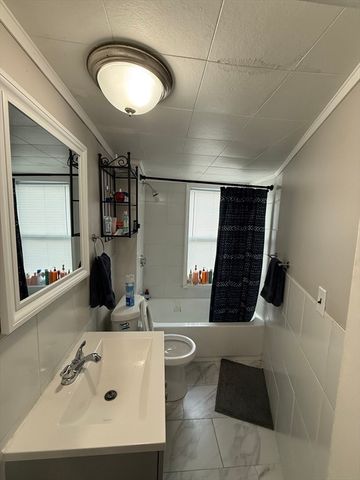 86 Oak Street A, Waltham, MA 02453